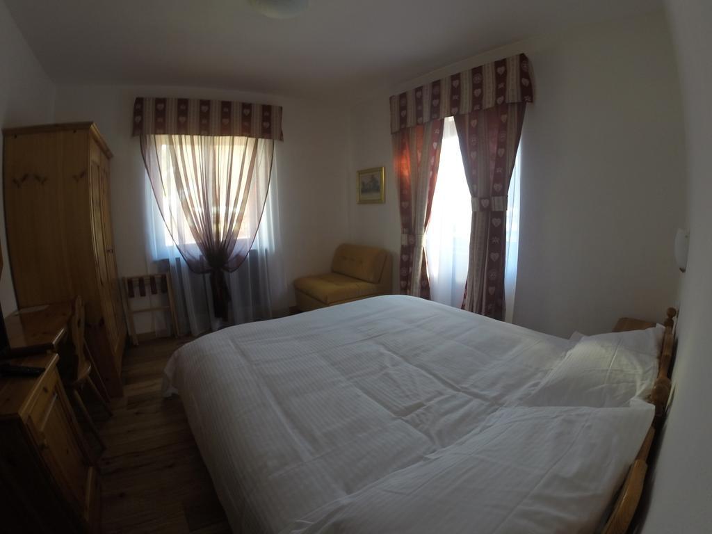 Garni Valdan Hotel Falcade Værelse billede